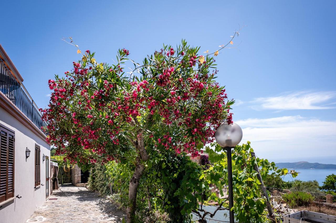 Casa Aniello Villa Caprioli Bagian luar foto