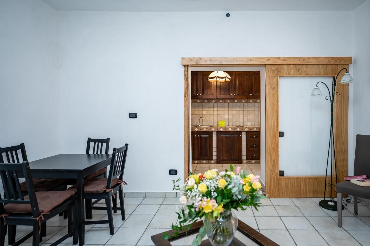 Casa Aniello Villa Caprioli Bagian luar foto